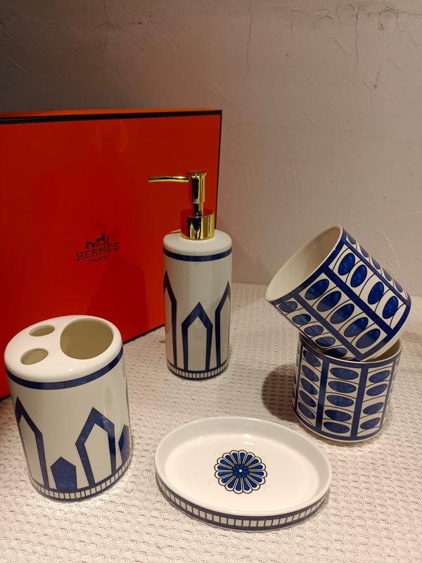 wholesale quality hermes bathroom accessories set model no. 3